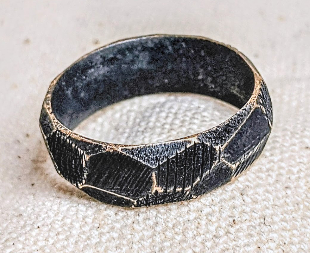 Example of a ring.